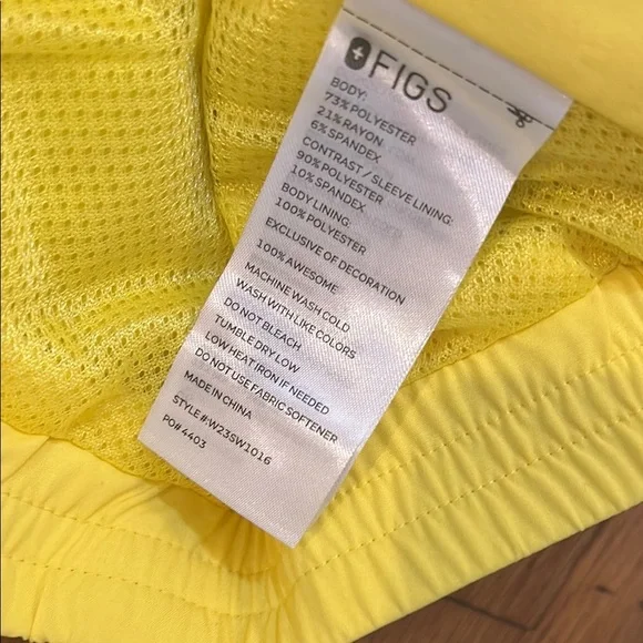 BRIGHT YELLOW Figs Jacket - Picture 4 of 5